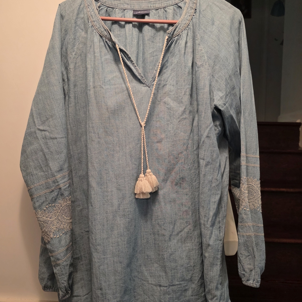 J. Jill Light Blue Tunic with Lace Details